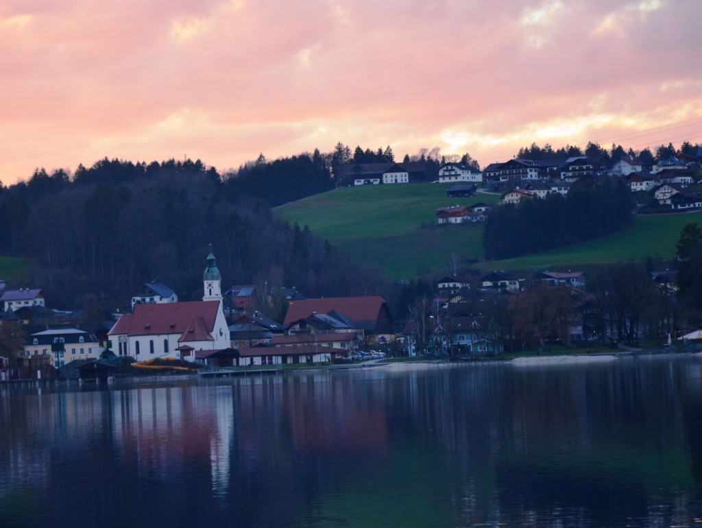 Bio-Heu-Region, Biodorf, Abendstimmung am See 7