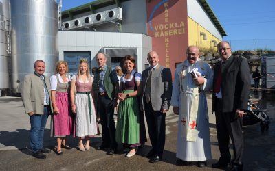 Erste Ausrückung von Königin Leonie bei der Vöcklakäserei