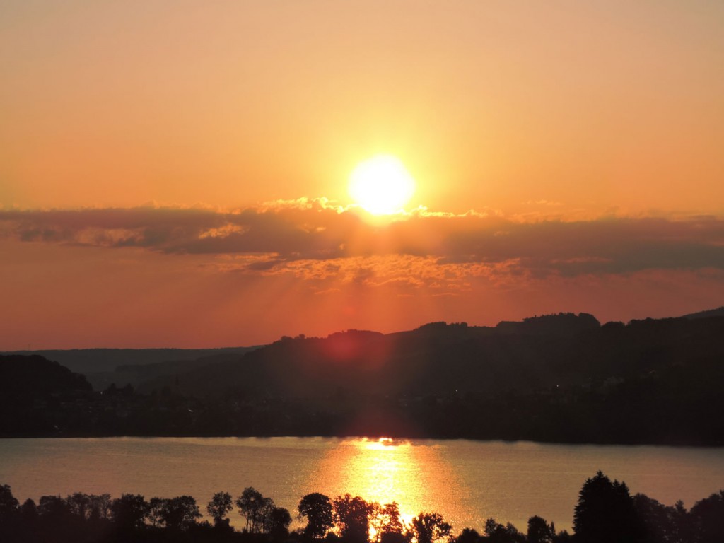 Sonnenaufgang in der Bio-Heu-Region 15